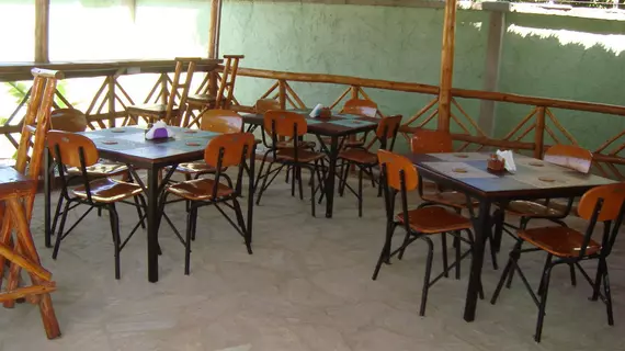 Naam Suite Motel Adults Only | Dar es Salaam - Ukonga