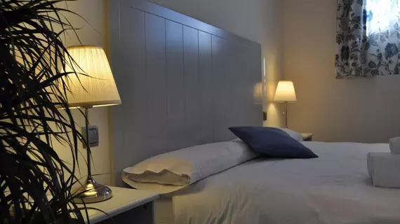 Welcome Inn Nerja | Andalucia - Malaga İli - La Axarquía - Nerja