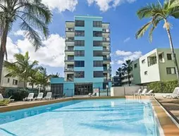 Aqualine Apartments On The Broadwater