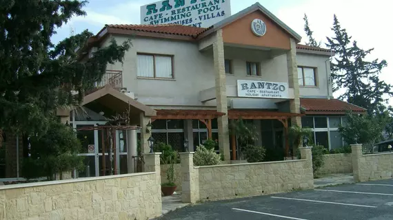 Rantzo Holiday Apartments | Limasol  - Pissouri