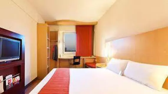 IBIS Anshan Shengli Square | Liaoning - Anshan