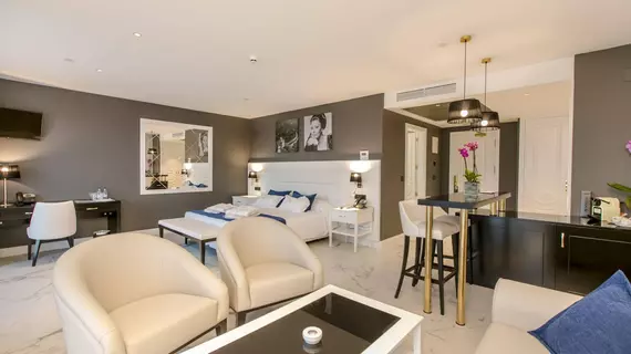 Grand Luxor All Suites | Valencia Bölgesi - Alicante (vilayet) - Marina Baja - Benidorm