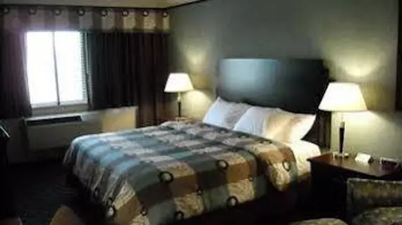 Days Inn & Suites Rochester Hills | Michigan - Detroit (ve civarı) - Rochester Hills