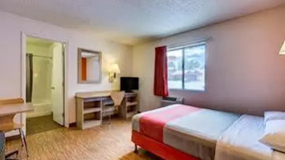 Motel 6 Denver West Wheat Ridge - North | Kolorado - Denver (ve civarı) - Wheat Ridge