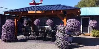 Riverside Motel Port Alberni