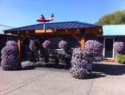 Riverside Motel Port Alberni | Britanya Kolombiyası - Nanaimo (ve civarı) - Port Alberni