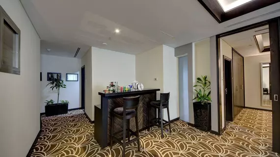 Raintree Rolla Hotel | Dubai - Dubai