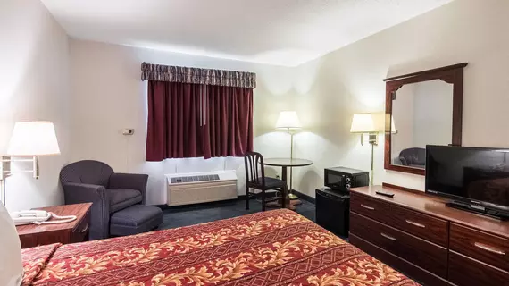 Rodeway Inn | Batı Virginia - Parkersburg (ve civarı) - Mineralwells