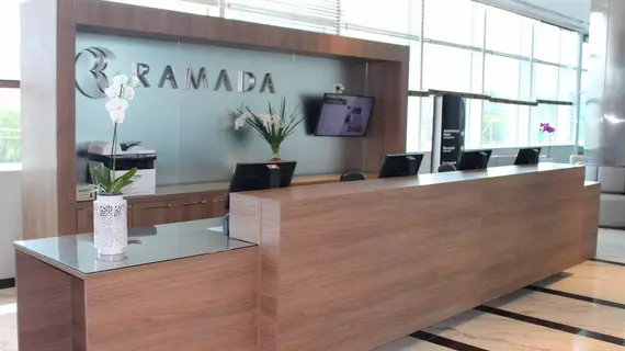 Ramada Rio de Janeiro Recreio | Rio de Janeiro (eyaleti) - Rio de Janeiro (ve civarı) - Barra da Tijuca - Restinga de Itapeba