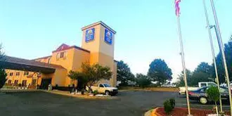 Americas Best Value Inn & Suites Lee's Summit