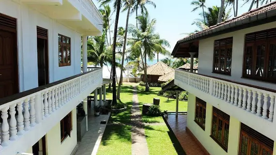 Rockside Cabanas Hotel | Southern Province - Galle Bölgesi - Unawatuna