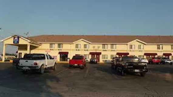 Americas Best Value Inn & Suites Harrisonville | Missouri - Clinton - Harrisonville