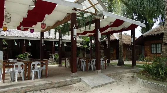 Whites and Greens Beach Resort | Bohol - Panglao