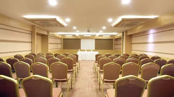 Best Western Ashoka Hitec City | Telangana - Haydarabad (ve civarı) - Haydarabad - Madhapur