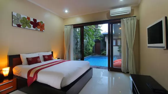 Litus Tirta Seminyak | Bali - Badung - Seminyak - Drupadi