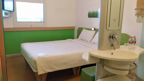 Ibis Budget Surabaya | Doğu Cava - Surabaya