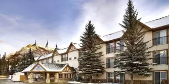 Coast Canmore Hotel & Conference Centre