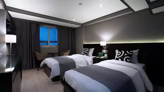 Insadong Crown Hotel | Gyeonggi - Seul (ve civarı) - Jongno