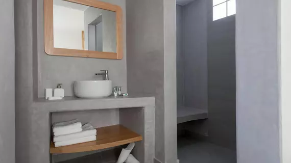 Neptune Luxury Spa Suites | Ege Adaları - Santorini