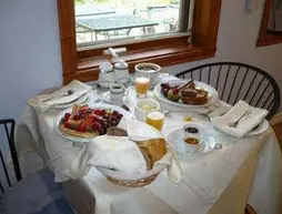 Gite Le Sieur de Joliette Bed and Breakfast | Quebec - Montreal (ve civarı) - Montreal - Hochelaga-Maisonneuve