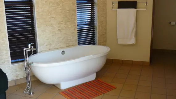 Abafazi Guest House | Gauteng - City of Tshwane - Johannesburg (ve civarı) - Pretoria - Waterkloof Glen