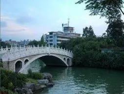 Ronghu Lake Hotel | Guangksi - Guilin - Xiufeng