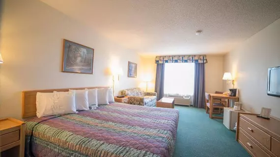 River Valley Inn & suites | Wisconsin - Hudson (ve civarı) - Osceola