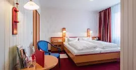 Hotel Garni Deutsches Haus | Kuzey Ren-Westfalia - Bonn (ve civarı) - Bonn - Zentrum