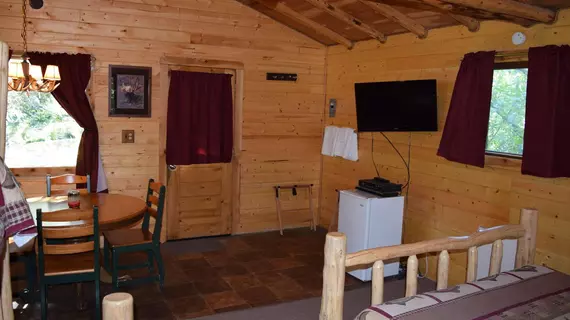 Alaska Creekside Cabins | Alaska - Seward