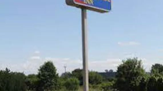 Days Inn & Suites Rochester Hills | Michigan - Detroit (ve civarı) - Rochester Hills