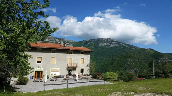 Albergo Payarin | Piedmont - Cuneo (il) - Ormea