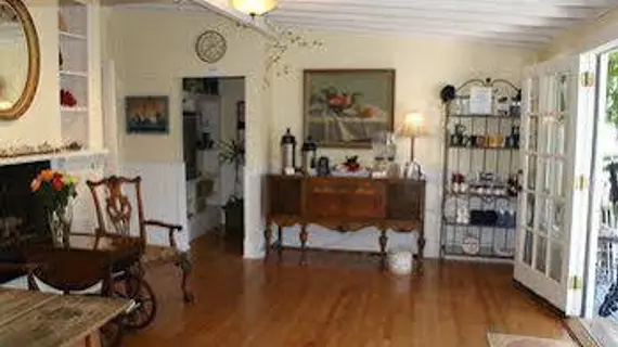 Olallieberry Inn Bed and Breakfast | Kaliforniya - San Simeon (ve civarı) - Cambria