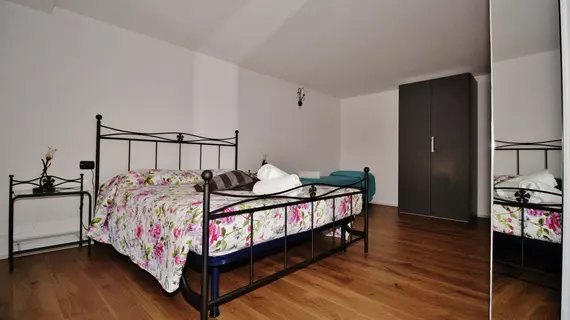 Bed and Breakfast Le Ortensie | Lombardy - Como (il) - Alta Valle Intelvi