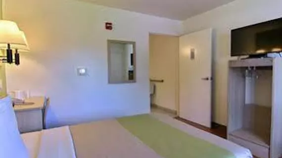 Motel 6 Austin North | Teksas - Austin (ve civarı) - Austin