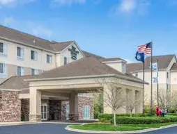 Homewood Suites by Hilton Louisville-East | Kentucky - Louisville (ve civarı) - Louisville