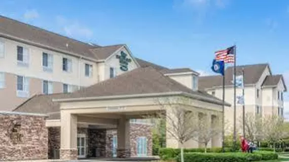 Homewood Suites by Hilton Louisville-East | Kentucky - Louisville (ve civarı) - Louisville