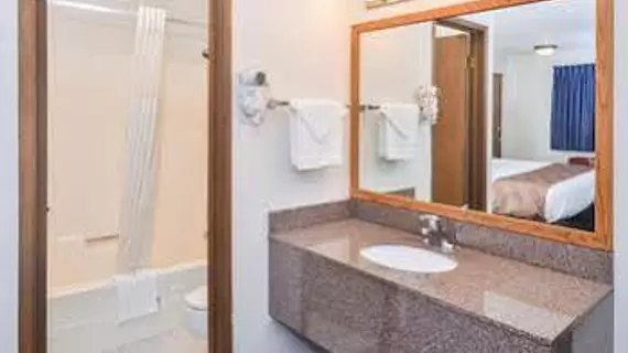 Quality Inn Sandpoint | Idaho - Sandpoint (ve civarı) - Sandpoint