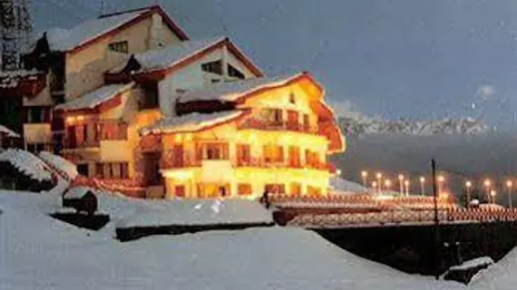 Cliff Top Club Resort | Uttarkand - Joshimath