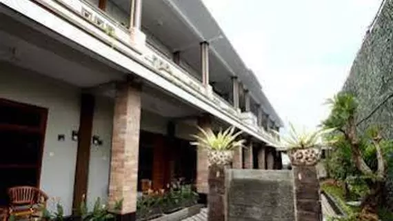 GM Bali Guesthouse | Bali - Badung - Günbatımı Yolu