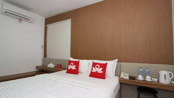 ZEN Rooms Gajah Mada Hasyim Ashari | West Java - Cakarta (ve civarı) - Cakarta