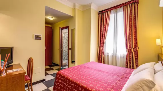 Hotel Centro Cavour | Lazio - Roma (ve civarı) - Roma Kent Merkezi - Monti