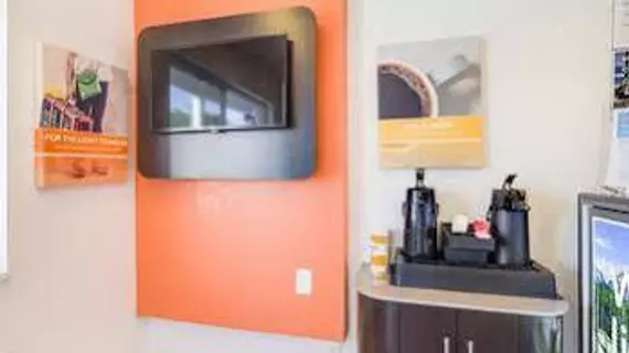 Motel 6 Denver - Lakewood | Kolorado - Denver (ve civarı) - Lakewood