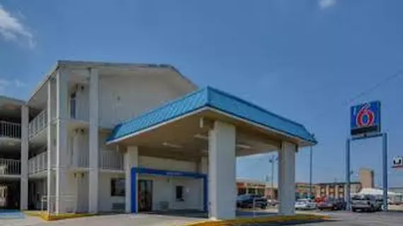 Motel 6 Mobile North | Alabama - Mobile (ve civarı) - Mobile