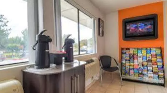 Motel 6 Temecula - Rancho California | Kaliforniya - Riverside County - Temecula (ve civarı) - Temecula