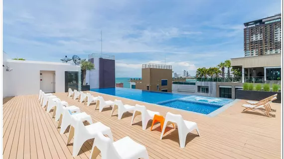 Sea Me Spring Hotel | Chonburi (vilayet) - Pattaya (ve civarı) - Pattaya - Pattaya Körfezi