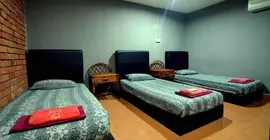 Zackry Guest House | Kedah - Langkawi - Pantai Tengah