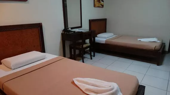 Sun Avenue Tourist Inn & Cafe | Bohol - Tagbilaran