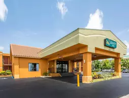 Quality Inn Maingate South | Florida - Orlando (ve civarı) - Disney's Maingate West