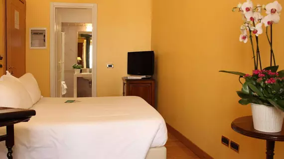 Residenza Canali Ai Coronari | Lazio - Roma (ve civarı) - Roma Kent Merkezi - Navona