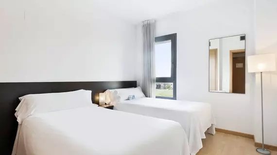 Tryp Madrid Airport Suites | Madrid Özerk Topluluğu - Madrid (ve civarı) - Madrid